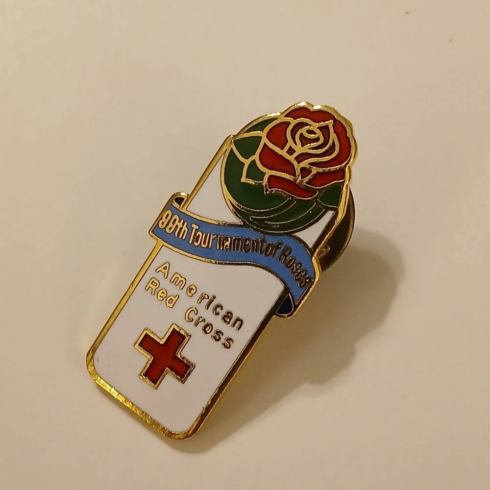 Vintage American Red Cross Arc Pin 99th Tournament of Roses Bin 1984 - Picture 8 of 9